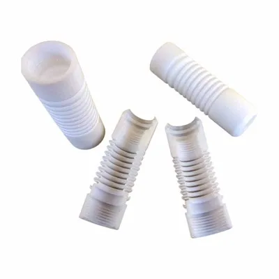 Quais são as propriedades de rigidez dielétrica do isolamento de PTFE?